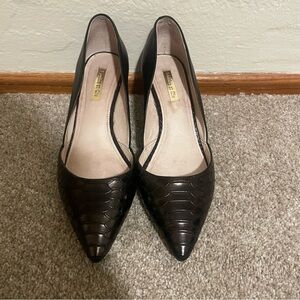 Louise et Cie Lo-Jaime Black Croc Embossed Heel. Size 7